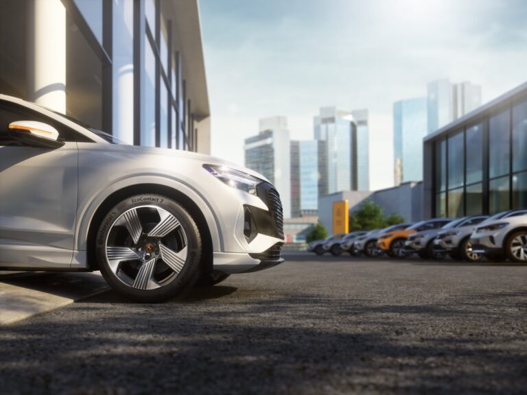 Continental EcoContact 7, адаптирана за Renault EVs: Rolling Resistance с 35% по-нисък от A-Rating на EU етикета, 30 км допълнителен пробег