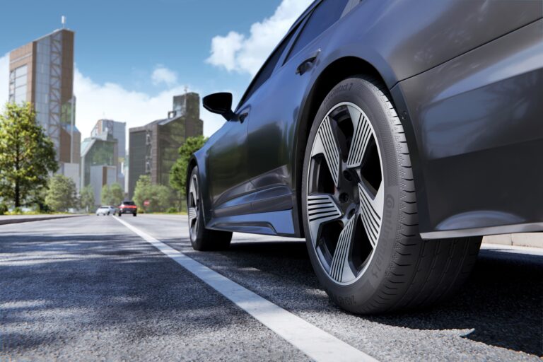 Škoda Elroq: 20-цолови гуми Continental EcoContact 7 с различни размери отпред и отзад